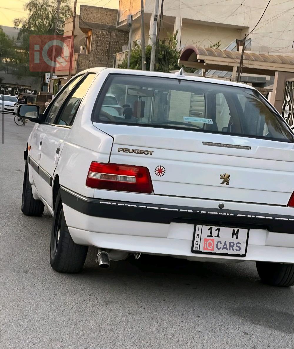 بيجو بارس